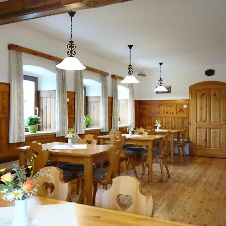 بيت ضيافة Brettmaisserhof