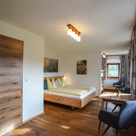 Brettmaisserhof بيت ضيافة Ternberg